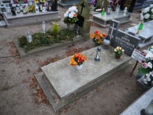 zdjęcie grobu Marty Szechcińskiej - ofiary terroru niemieckiego. Wronki