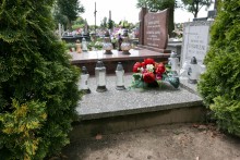 zdjęcie grobu Rybarczyka w Rajsku