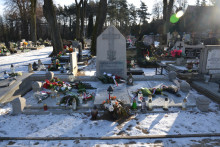 zdjęcie grobu Powstańców Wielkopolskich w Ceradzu Kościelnym