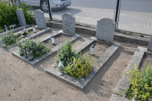 zdjęcie grobu siostry zakonnej Heleny Hermany Szkudlarek - ofiary terroru niemieckiego. Bojanowo