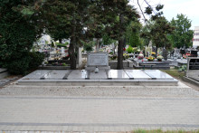 zdjęcie grobu ofiar "Krwawej soboty" w Ostrzeszowie