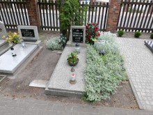 zdjęcie grobu Stanisława Krawczaka we Wronkach - ofiary terroru stalinowskiego
