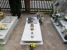 zdjęcie grobu ks. Stanisława Janusza we Wronkach - ofiary terroru stalinowskiego