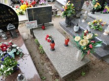 zdjęcie grobu Józefa Kamińskiego we Wronkach - ofiary terroru stalinowskiego