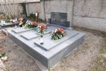 Zdjęcie grobu ofiar terroru niemieckiego. Poniec