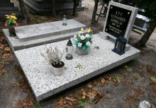 zdjęcie grobu Aleksandra Grobelnego z 1945 r. w Kobylinie