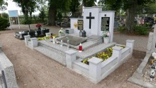 zdjęcie grobu ofiar terroru hitlerowskiego w Budzyniu