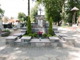 zdjęcie grobu Powstańców Wielkopolskich w Książu Wielkopolskim