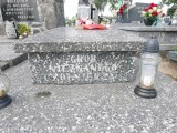 zdjęcie grobu nieznanego Powstańca Wielkopolskiego w Parzynowie