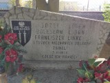 zdjęcie grobu zbiorowego poległych w II wojnie światowej. Wągrowiec