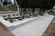 zdjęcie grobu Polaków zamordowanych przez Niemców w lasach bytyńskich. Kaźmierz