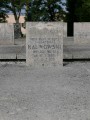 pojedynczy grób żołnierski na kwaterze z I wojny światowej w Rawiczu