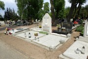 zdjęcie grobu Powstańców Wielkopolskich w Ceradzu Kościelnym