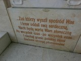 zdjęcie grobu Powstańca Wielkopolskiego Walentego Świercza w Dziekanowicach
