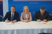 Podpisanie umowy pomiędzy Wojewodą a władzami Wągrowca.