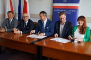 Podpisanie umowy z samorządem w Koninie.