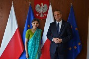 Wspólne zdjęcie  ambasador Indii oraz Wojewody Wielkopolskiego.