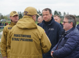 Wojedowa Wielkopolski w trakcie spotkania ze słuzbami ratunkowymi.