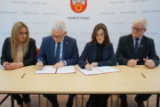 podpisanie umów RFRD w Pile