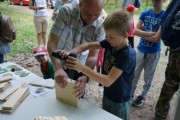 dzieci podczas zabaw przygotowanych przez nadleśnictwo