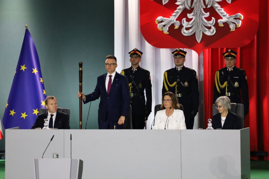  Uroczyste Zgromadzenie Posłów i Senatorów z okazji 1000. rocznicy koronacji Bolesława Chrobrego