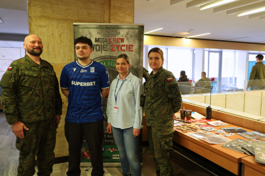 Akcja oddawania krwi w Wielkopolskim Urzędzie Wojewódzkim w Poznaniu